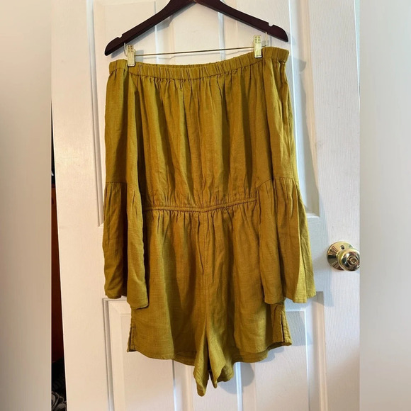 L*Space SweetPea Miranda Shorts Romper Statement Sleeves Off Shoulder ⚠️READ⚠️ - Picture 12 of 16